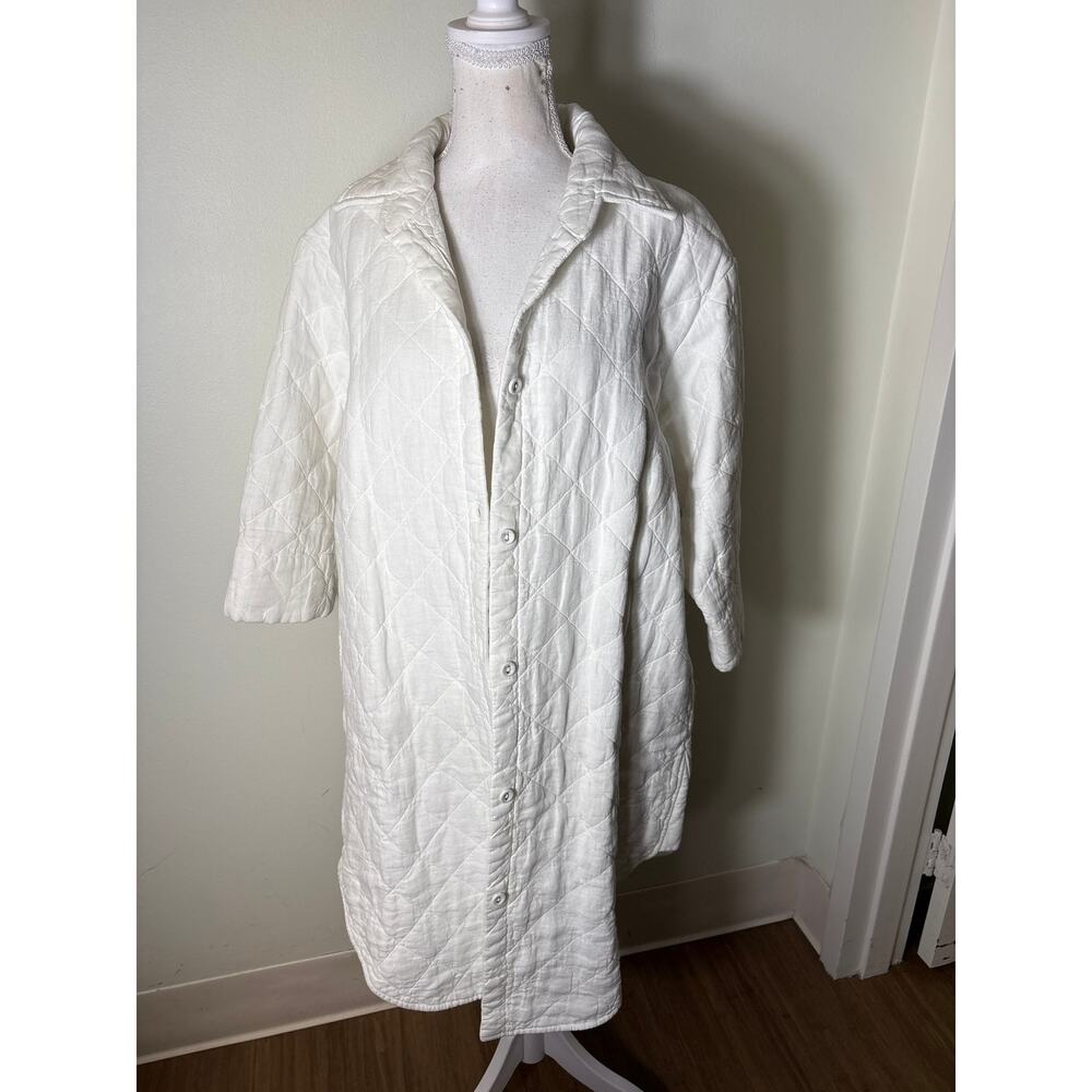 Waterworks White Quilted Short Sleeve Coat Sz L